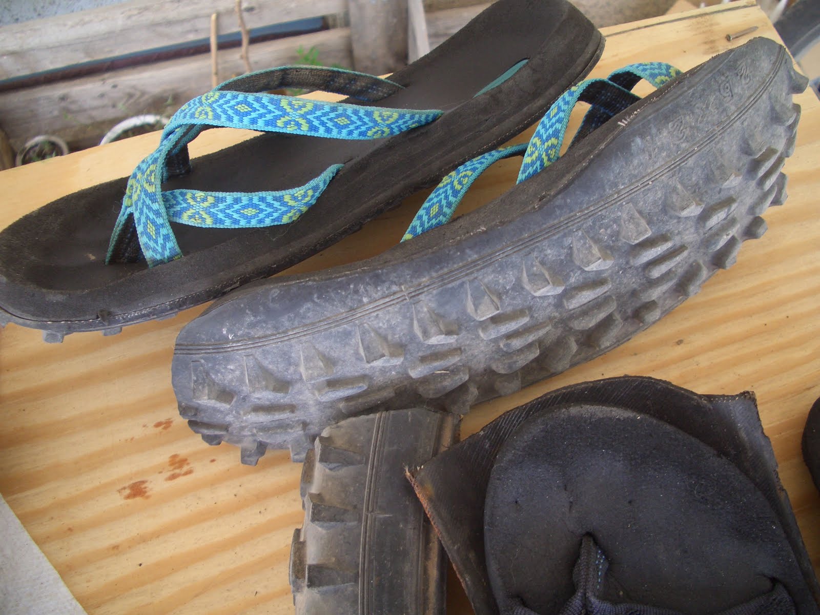 flip flops canadian tire