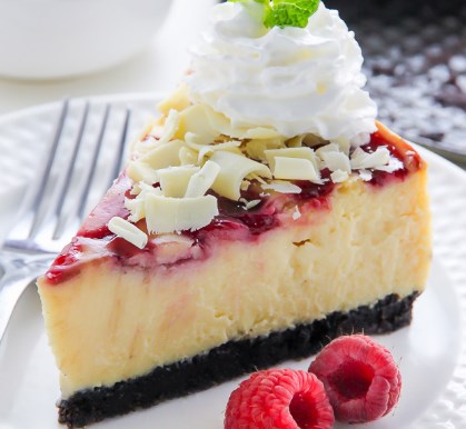 WHITE CHOCOLATE RASPBERRY CHEESECAKE