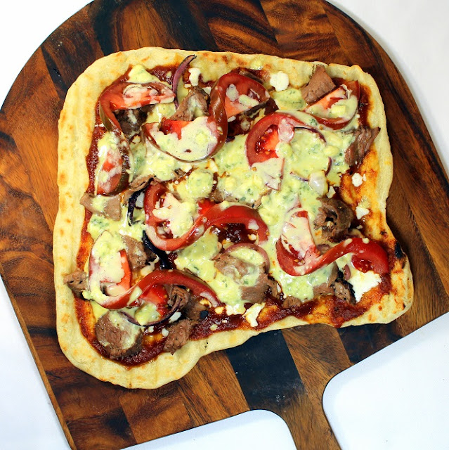 52 Ways to Cook: Pizza Party Pizza... Steak and Gorgonzola Cheese
