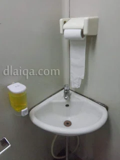 toilet di dalam gerbong (2)