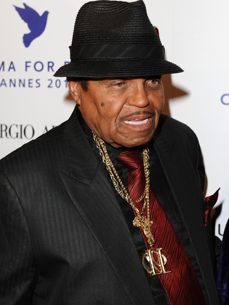 Joe jackson. джо джексон музыкальный менеджер музыкальные менеджеры. отец майкла джексона. папа джо джексон. папа майкла джексона.