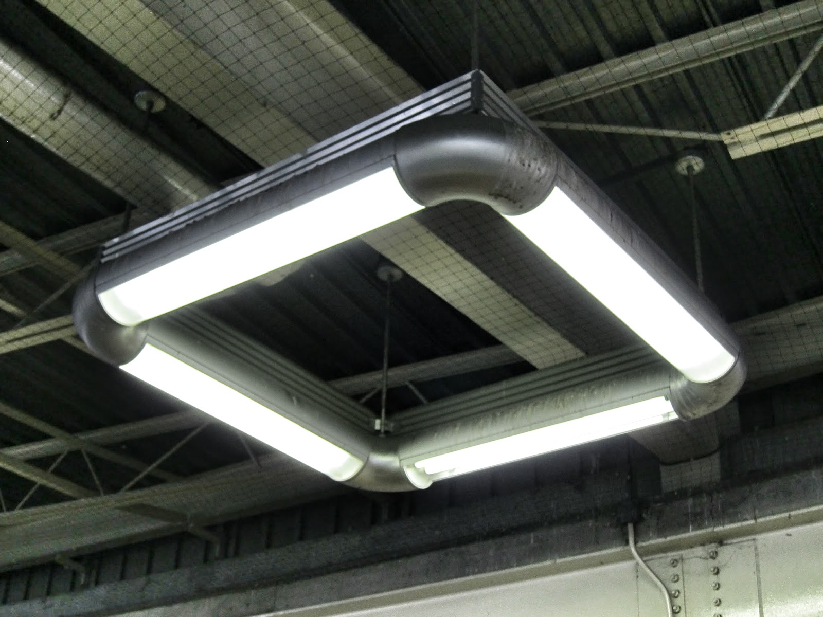 Station Fixation Lawrence East