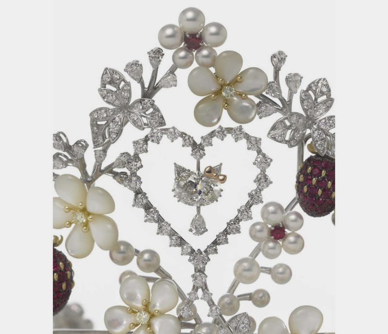 Unique Hello Kitty Tiara By Mikimoto Dazzles With Diamonds And ...