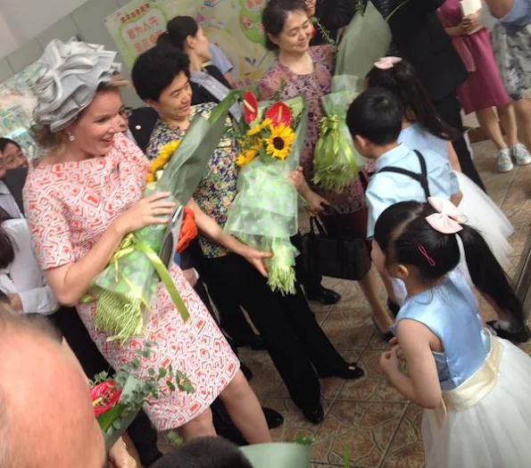 King Philippe and Queen Mathilde of Belgium visit the Wuhan Urban Planning Exhibition Hall