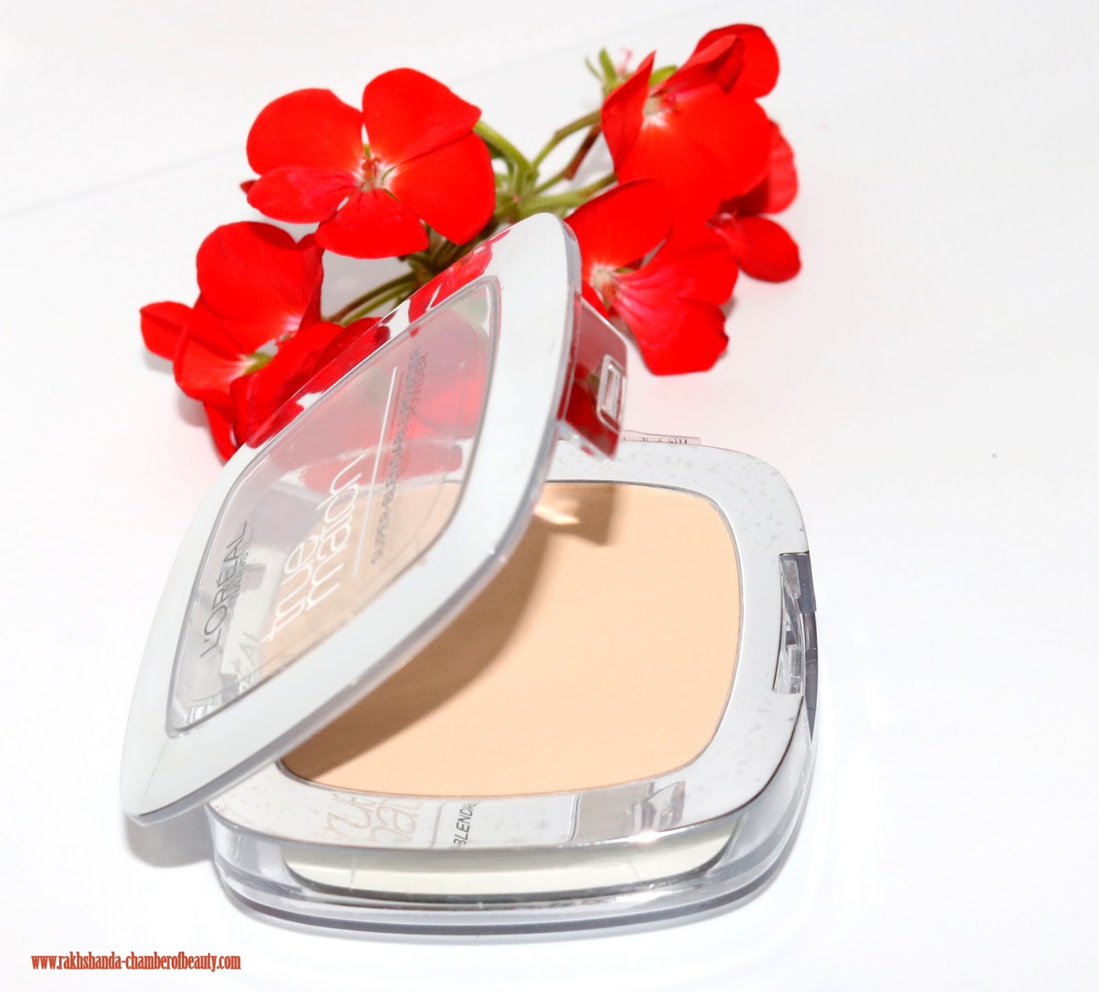 L'Oreal Paris Festive Fever Makeup Products L'Oreal Paris Festive Fever Makeup Products
