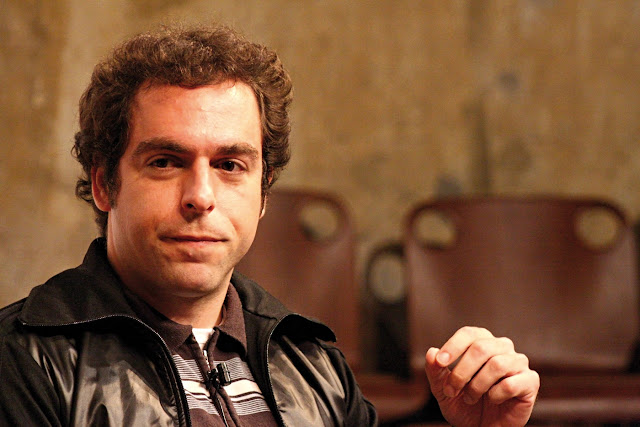 Em ‘Meia-noite e vinte’, Daniel Galera fala dos bugs de dois milênios 6