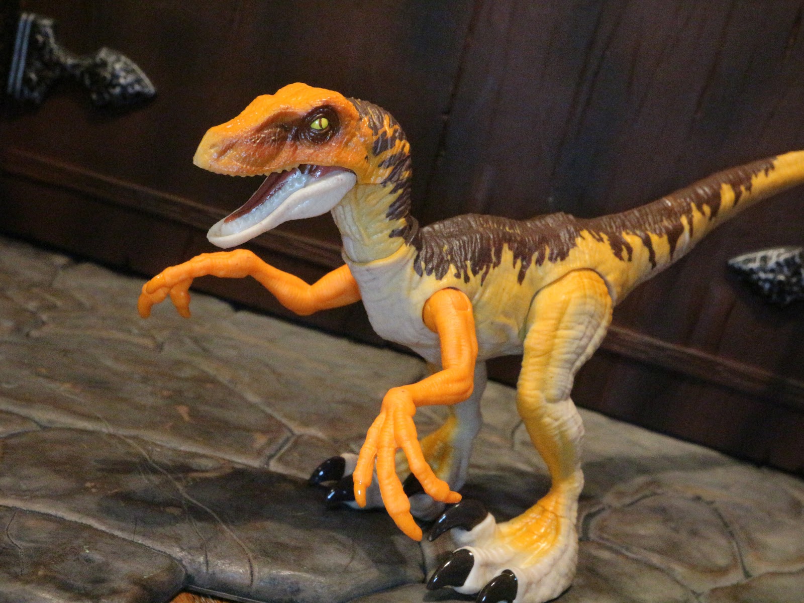 Action Figure Barbecue: Something Has Survived!: Velociraptor from
