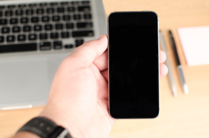 Black Phone And Blur Desk Black Phone And Blur Desk