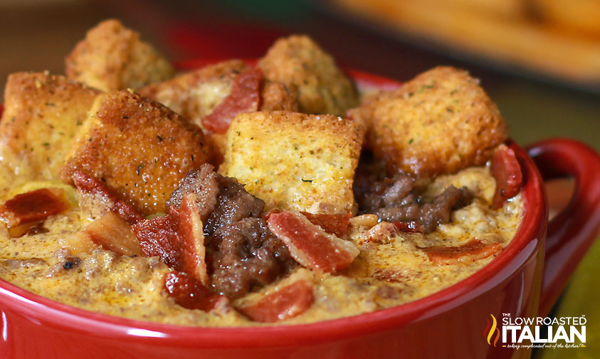 http://www.theslowroasteditalian.com/2013/10/Bacon-Double-Cheeseburger-Beer-Cheese-Soup-Recipe-30-Minutes.html