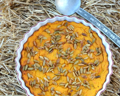 quash Puff ♥ KitchenParade.com, an old family recipe traditional at Thanksgiving, a welcome savory make-ahead casserole, just creamy winter squash topped with pumpkin seeds. Rave reviews! Weight Watchers Friendly. Vegetarian.