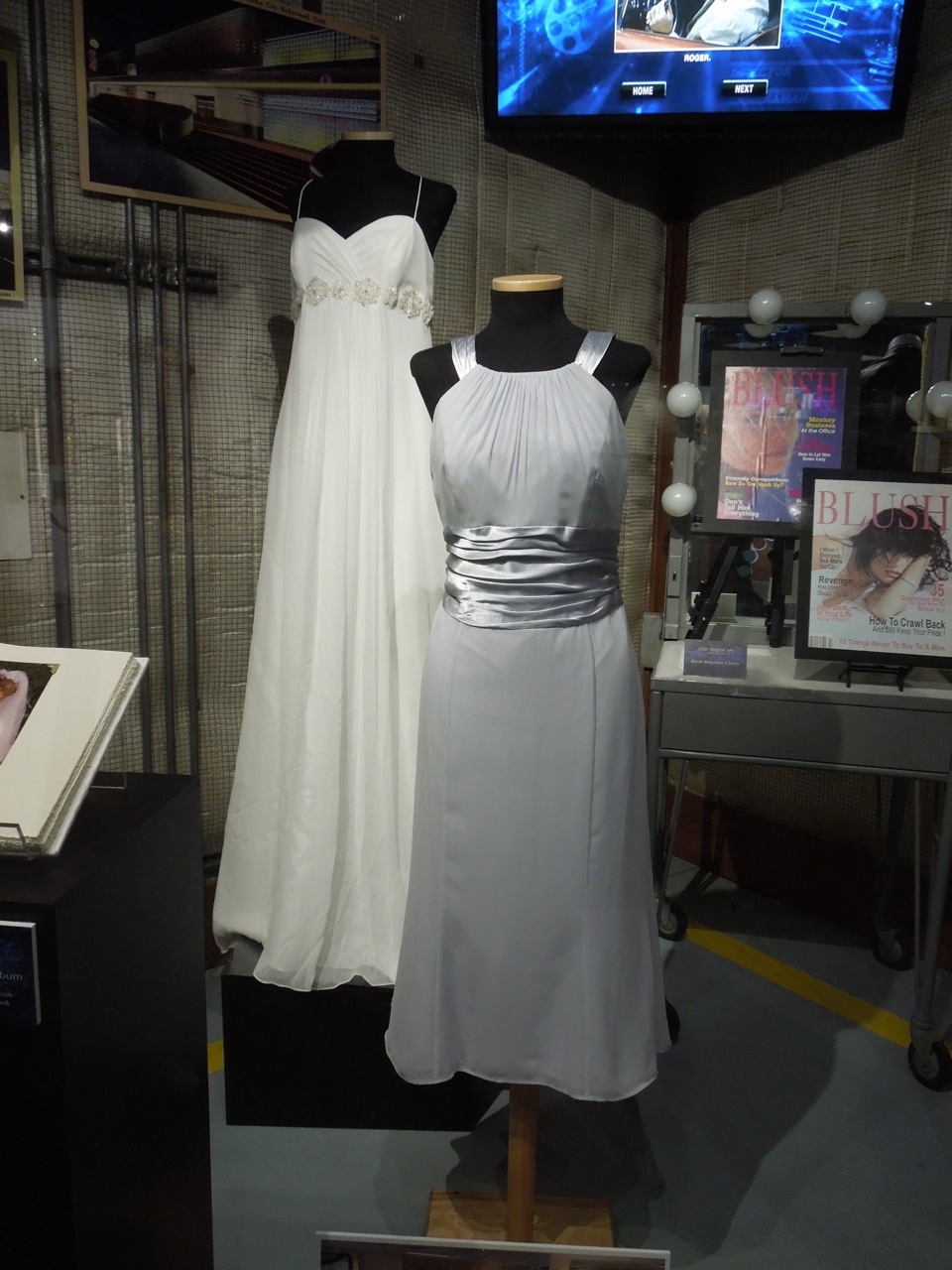 Hollywood Movie Costumes and Props Wedding gown and bridesmaid dress