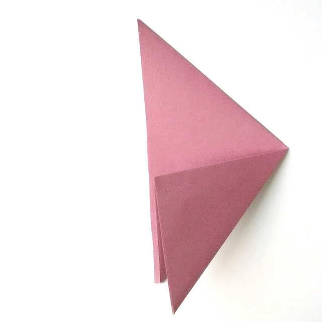 Make leafy paper snowflakes with this DIY tutorial Leafy Paper Snowflakes tutorial step 3