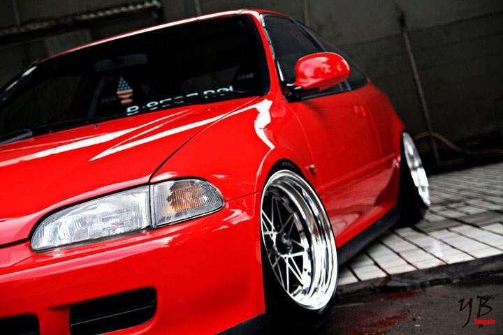 Amazing Hellaflush Honda Estilo