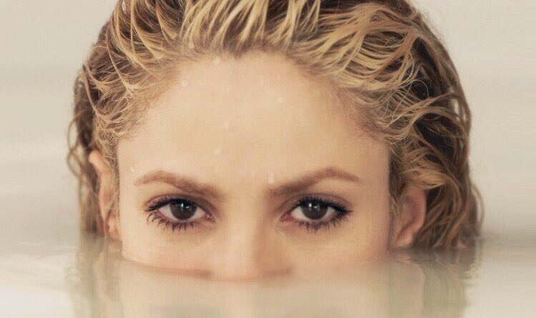 Autores de la canción "Nada" de Shakira