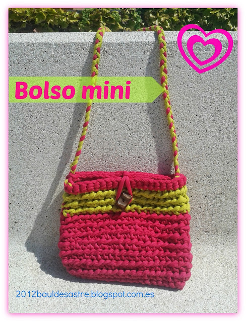 bolso mini de trapillo rosa y pistacho