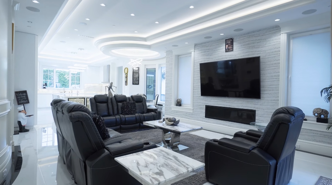 75 Interior Design Photos vs. 1487 Minto Crescent, Vancouver Luxury Mansion Tour