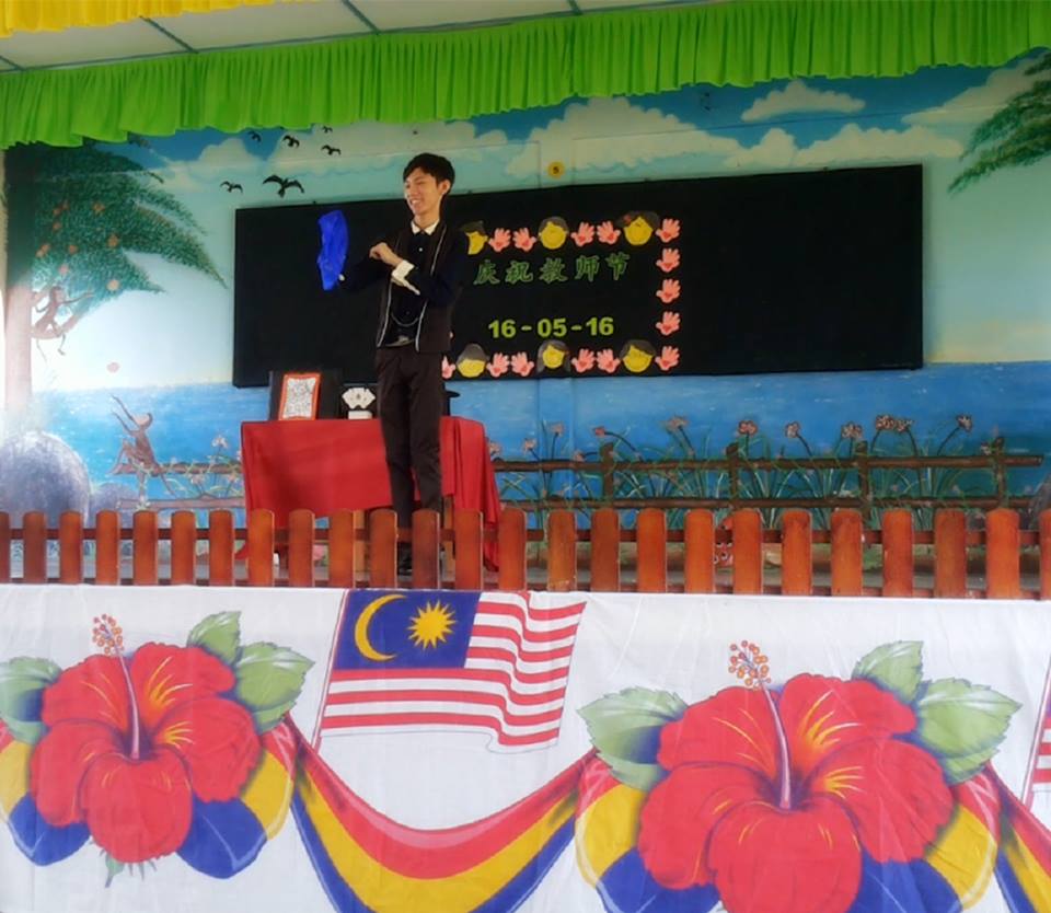 Batu Pahat school magic show 峇株巴辖学校魔术表演
