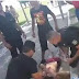 Βίντεο σοκ: Τον μαχαίρωσαν μπροστά στο Λευκό Πύργο
