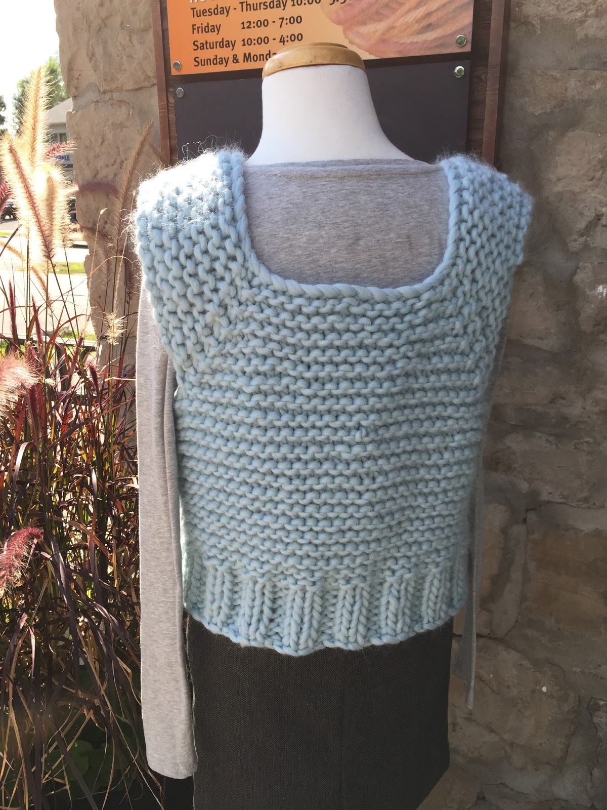 A Really Good Yarn: Big needles = Quick knit