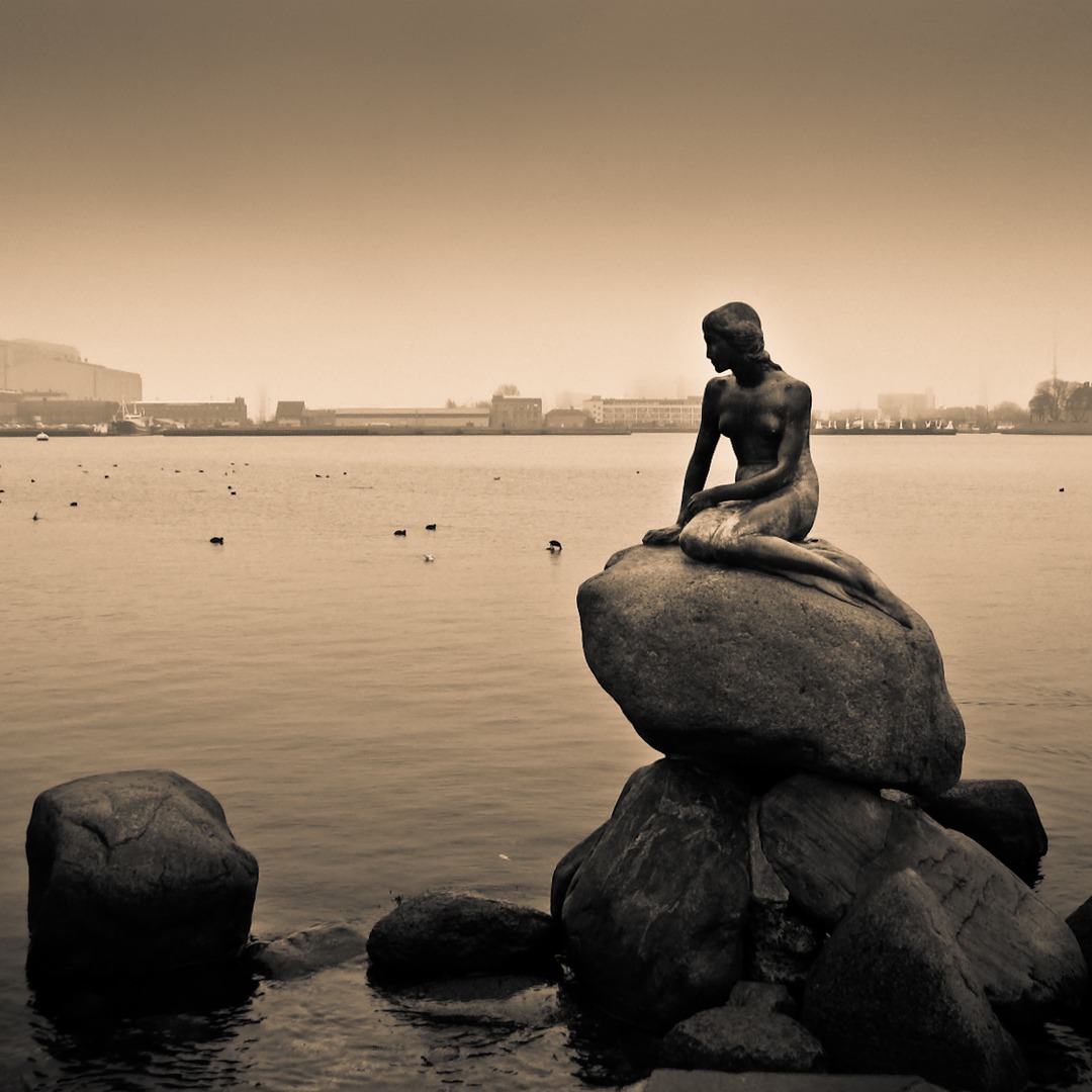 Mermaid Rosary: The Danish Statue