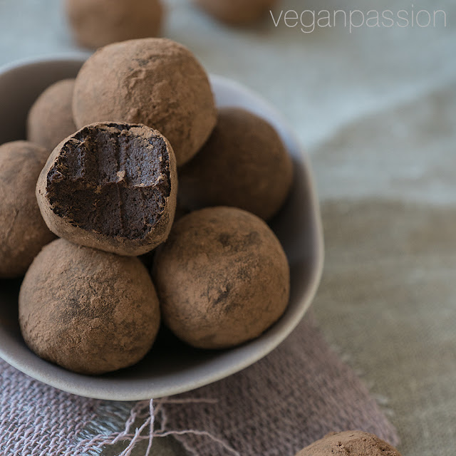 Black Bean Truffles Veganpassion english