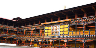 Rinpung Dzong - Himal Exo treks