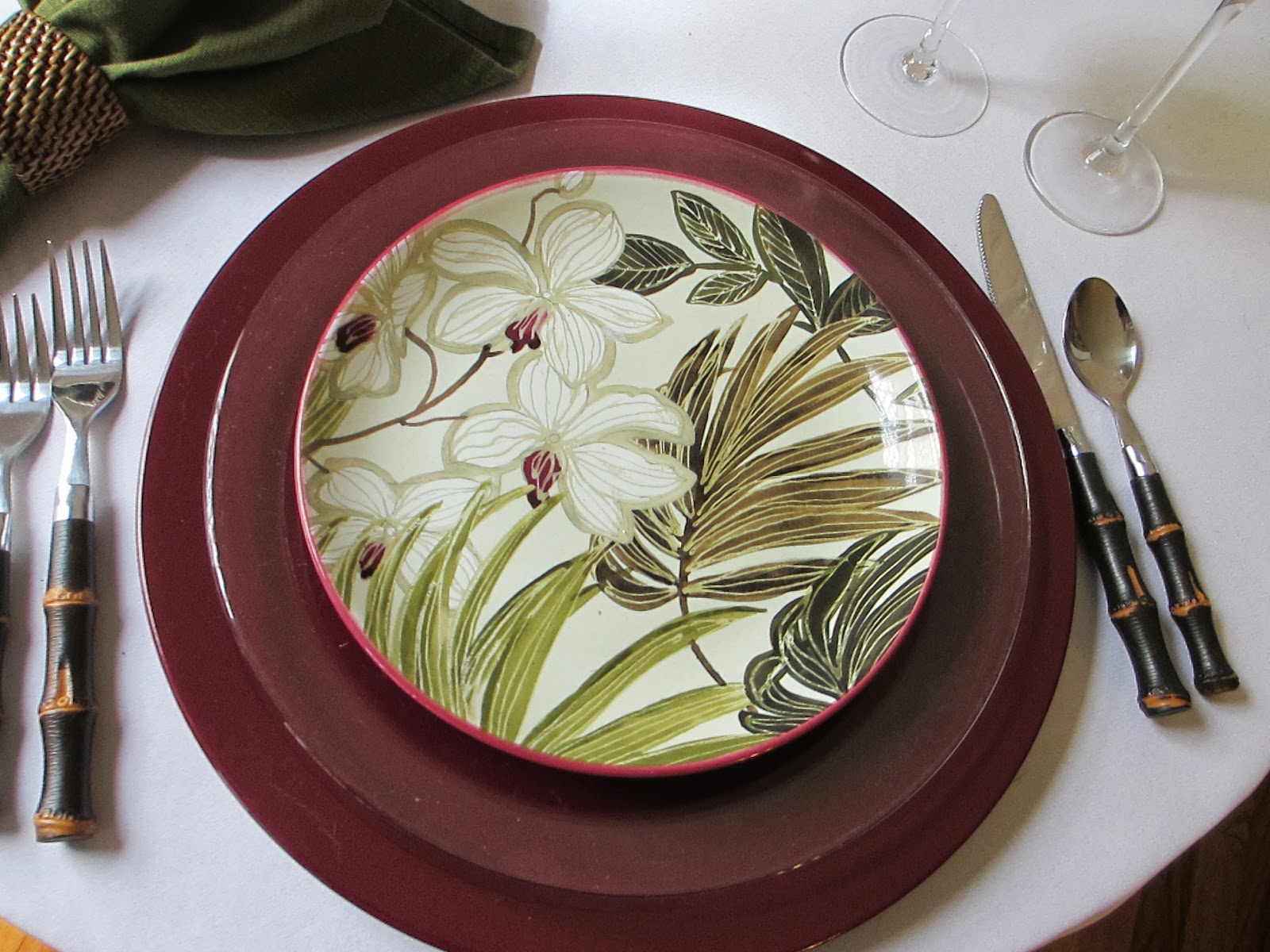 Table for One 222 Fifth Accent Plate Tablescape