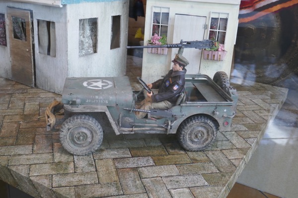 Welcome to Marwen Cpt Hogie figure jeep