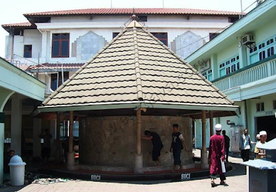 Makam Sunan Ampel Surabaya, Wisata Ziarah Yang Sering Dikunjungi Makam Sunan Ampel Surabaya, Wisata Ziarah Yang Sering Dikunjungi