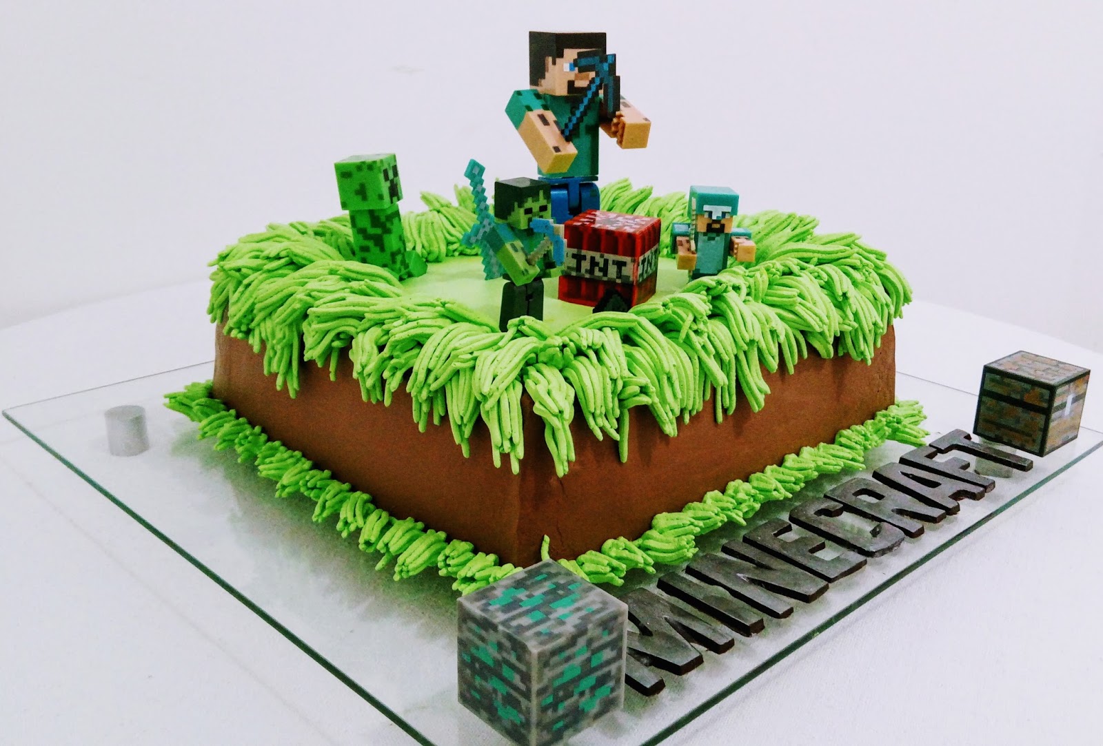 NAF KIDS BOLOS DECORADOS: Bolo decorado Chantilly Minecraft