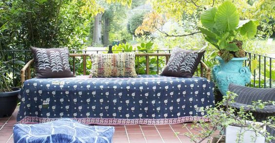 A 5-point plan to outfit a make-do boho patio - inspiration 5 www.BoHoHome.com @bohosusan