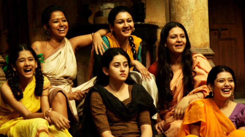 All AbOuT MoViEs N mOrE..... Review of Bengali Film Rajkahini