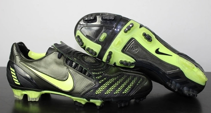 nike rooney boots