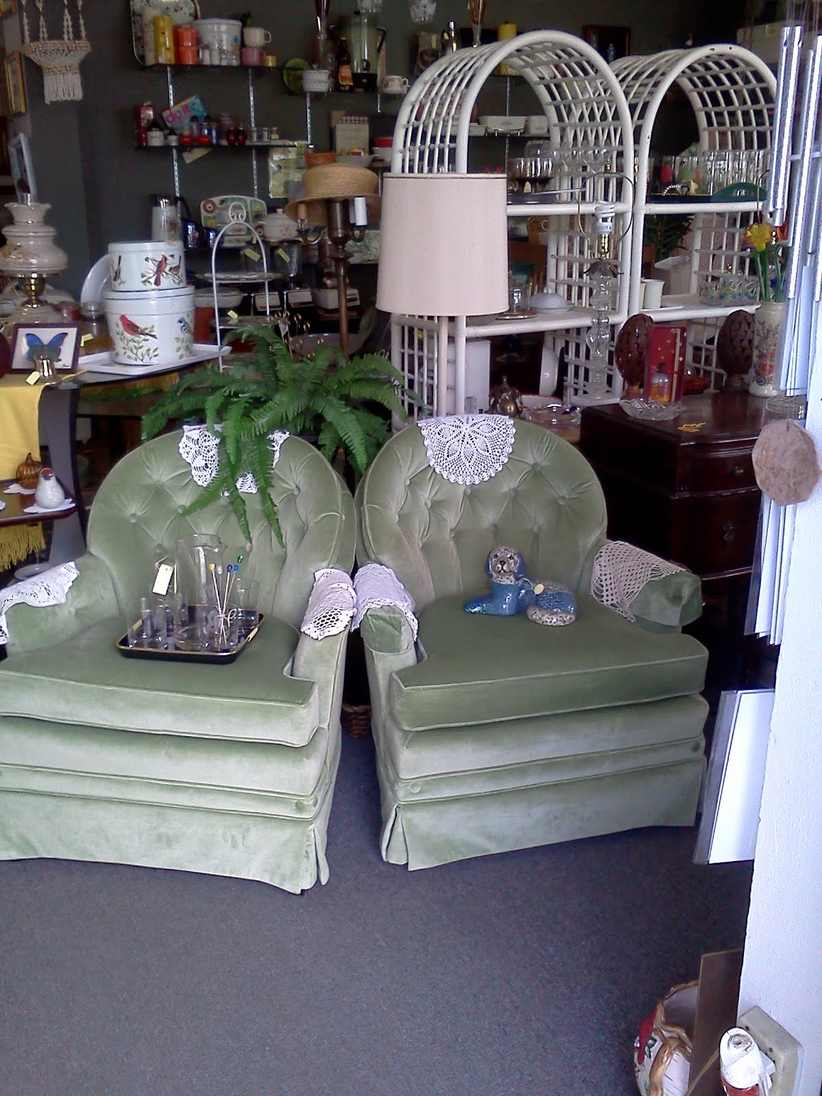 Still Stunning Vintage Resale