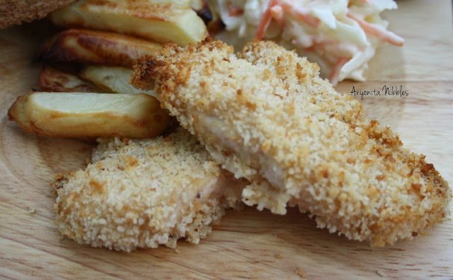 Oven baked breaded chicken strips from www.anyonita-nibbles.com