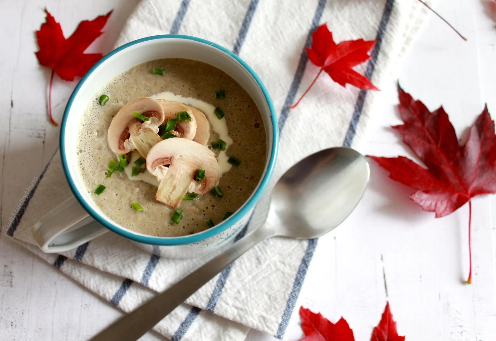 Cook A Life! by Maeva: Velouté de champignons de Paris