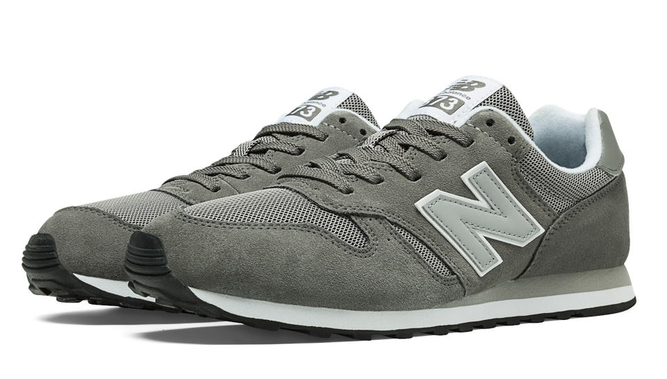Sneakers: The New Balance 373