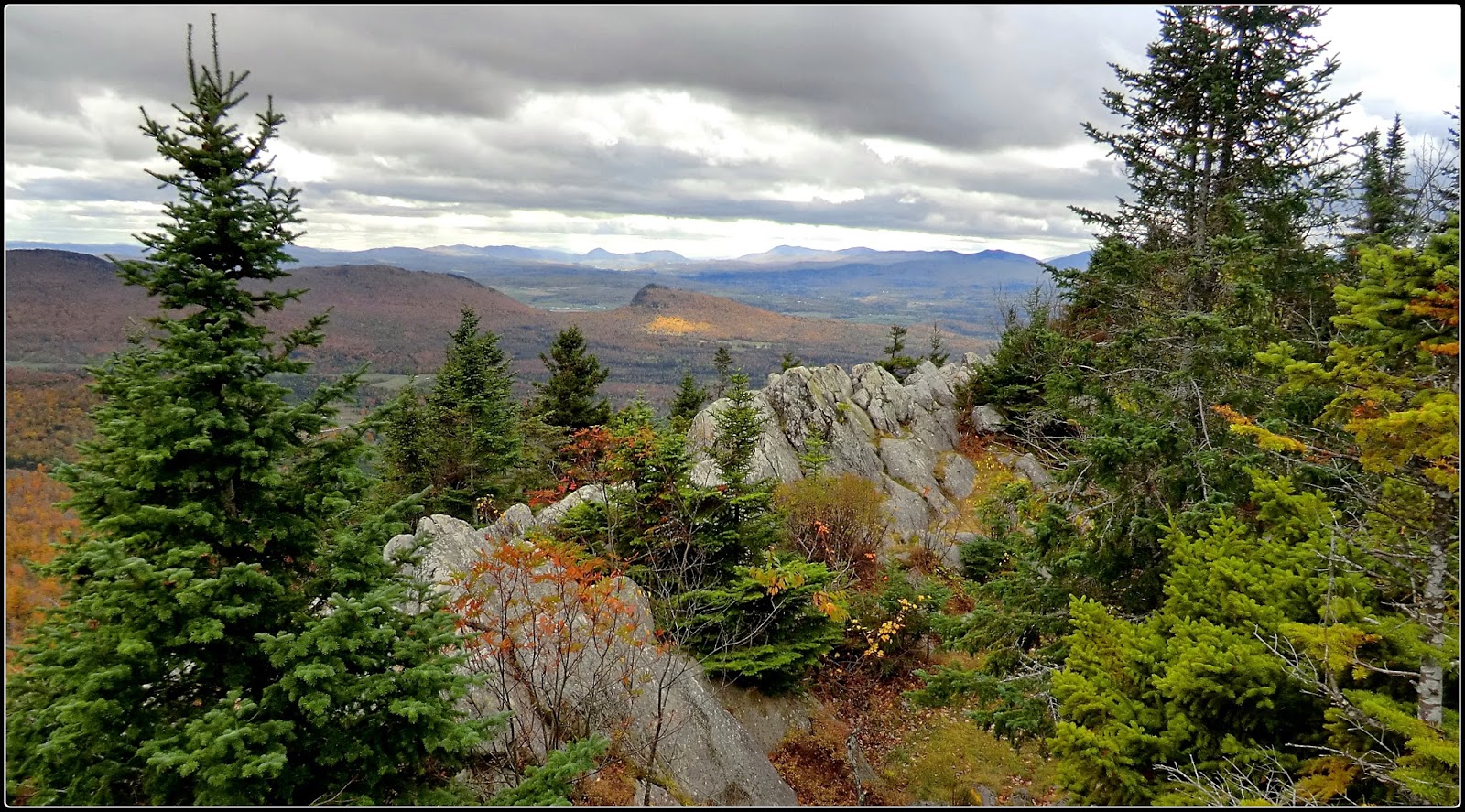 1HappyHiker CANADA Mont Owl's Head, and Le Parc National du Mont Megantic
