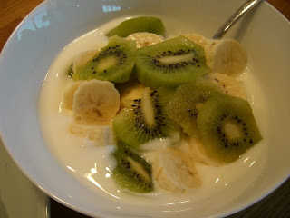 Kiwi%2Btill%2Bfrukost%2B%25283%2529 - Kiwi - en god C-vitamin bomb