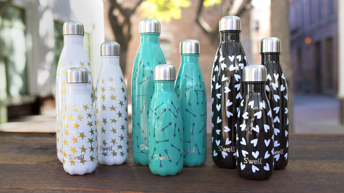 S well. S well. 5. Winifinifed s well достопремисчательнсть. S'well stainless.