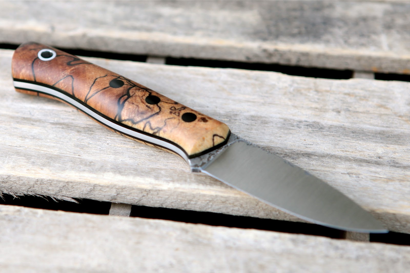 J. Oeser Knives: Some random knife pics.