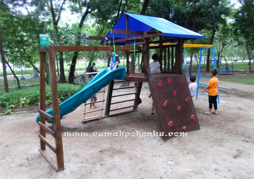 Produk Outdoor Kayu: PLAYGROUND TAMAN UNTUK JAKARTA