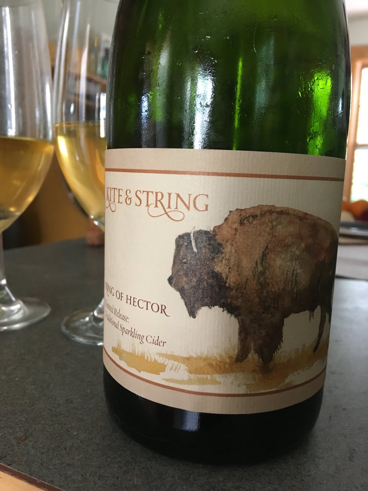 Along Came a Cider Cider Review Kite and String Cider's King of