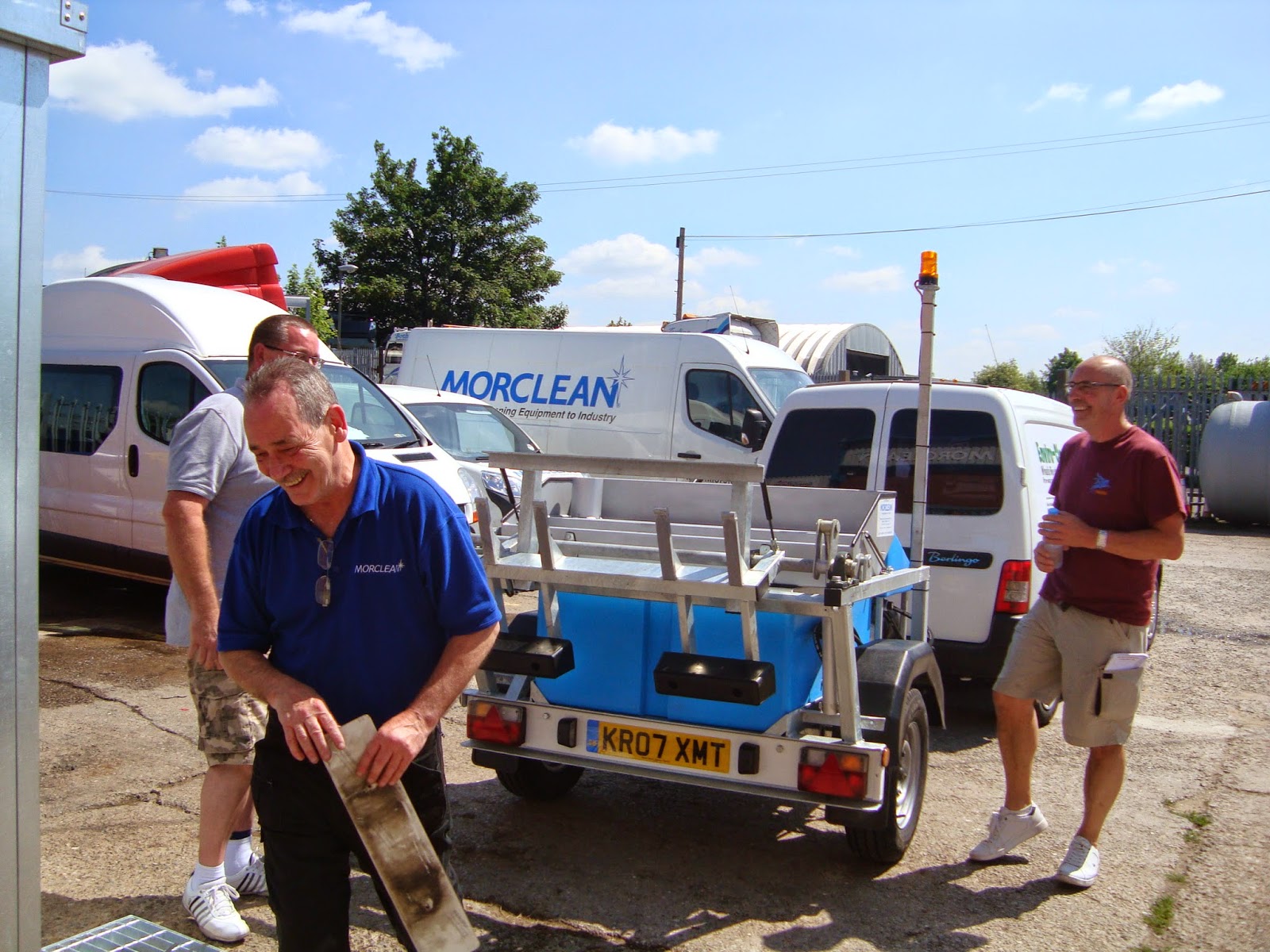 Wheelie Bin Wash Machine Leaves for Stockport