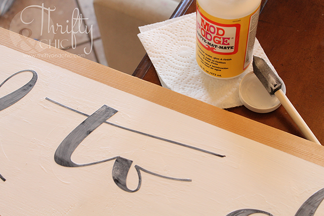 DIY wood Christmas sign -make this sign without stencils or calligraphy!