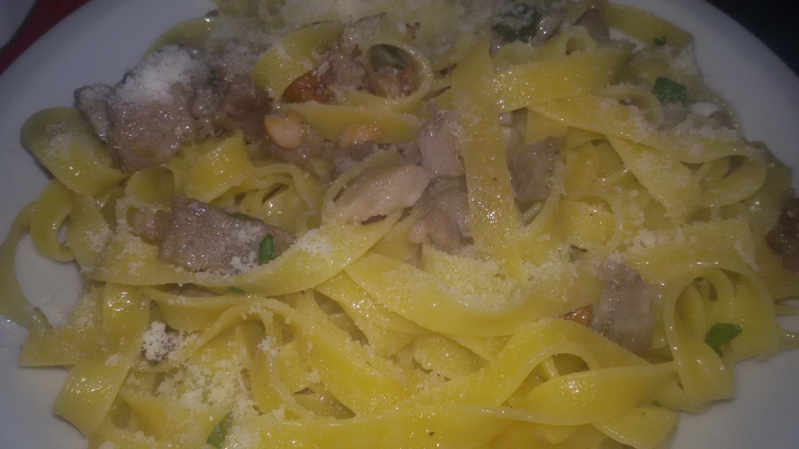 Sorrisi&cucina Fettuccine salsiccia e funghi porcini