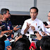 Siapkan Payung Hukum Buat Transportasi Online, Jokowi: Sini Senang, Sana Senang