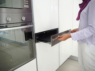 Smeg built-in food warmer - appliances