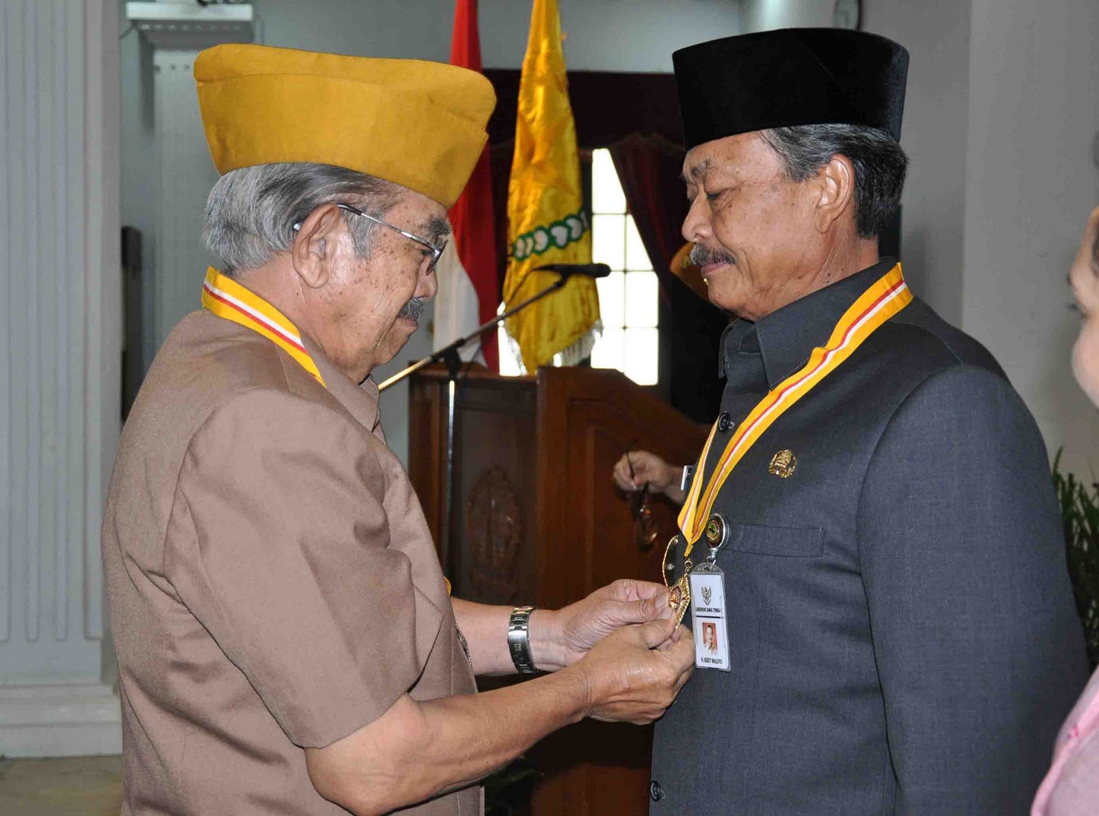 Bibit Terima Bintang Legiun Veteran “Keringatku Untuk Rakyatku