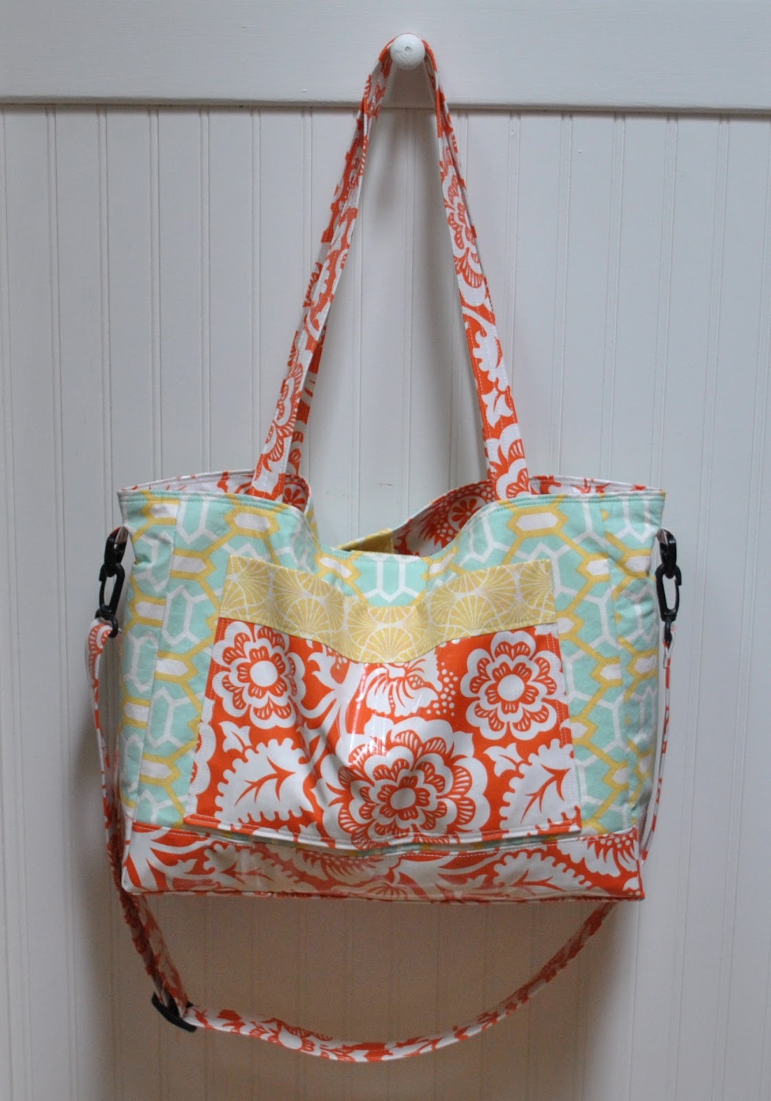 The Girl Who Quilts: Custom Diaper Bag in Heirloom